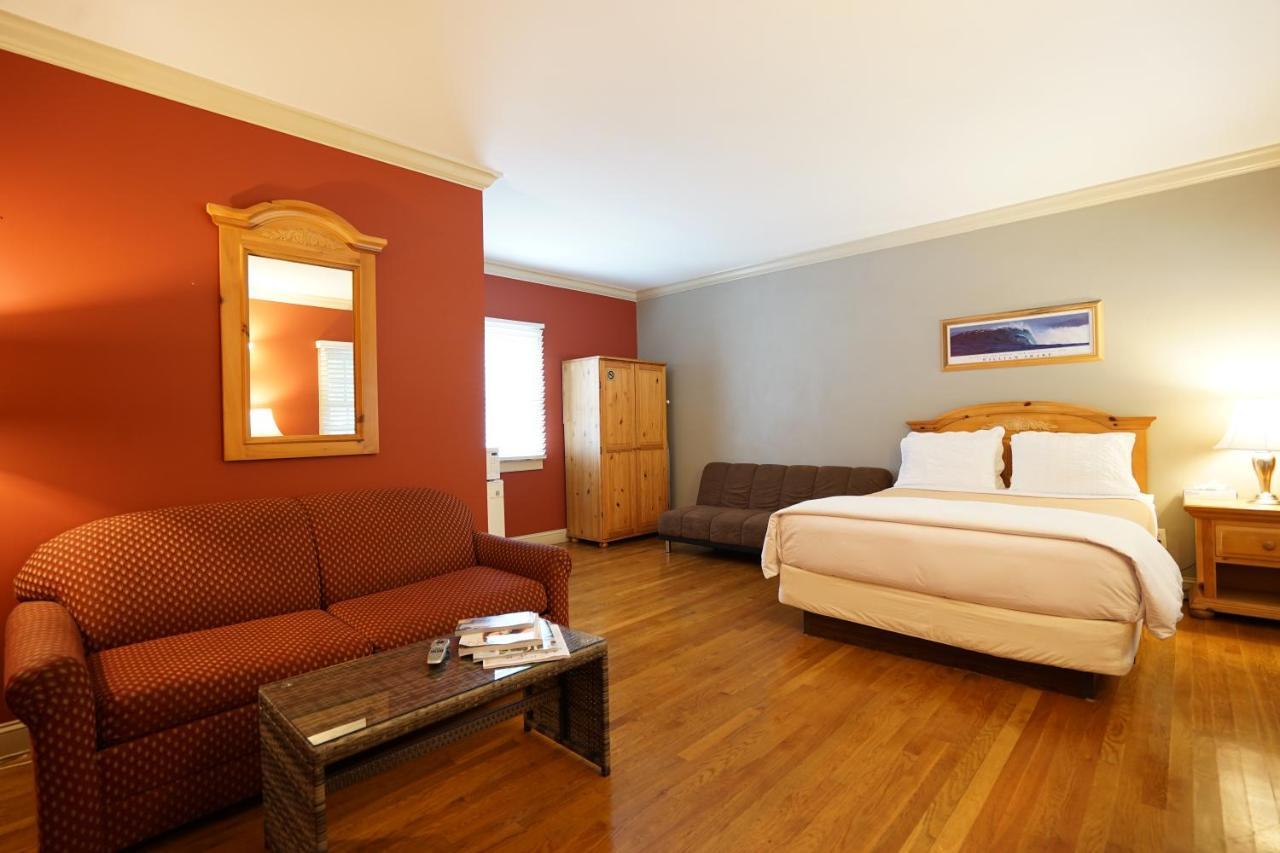 Long Island Hotel 3*